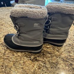 Sorel Size 5 Youth Boots