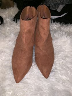 Suede boots