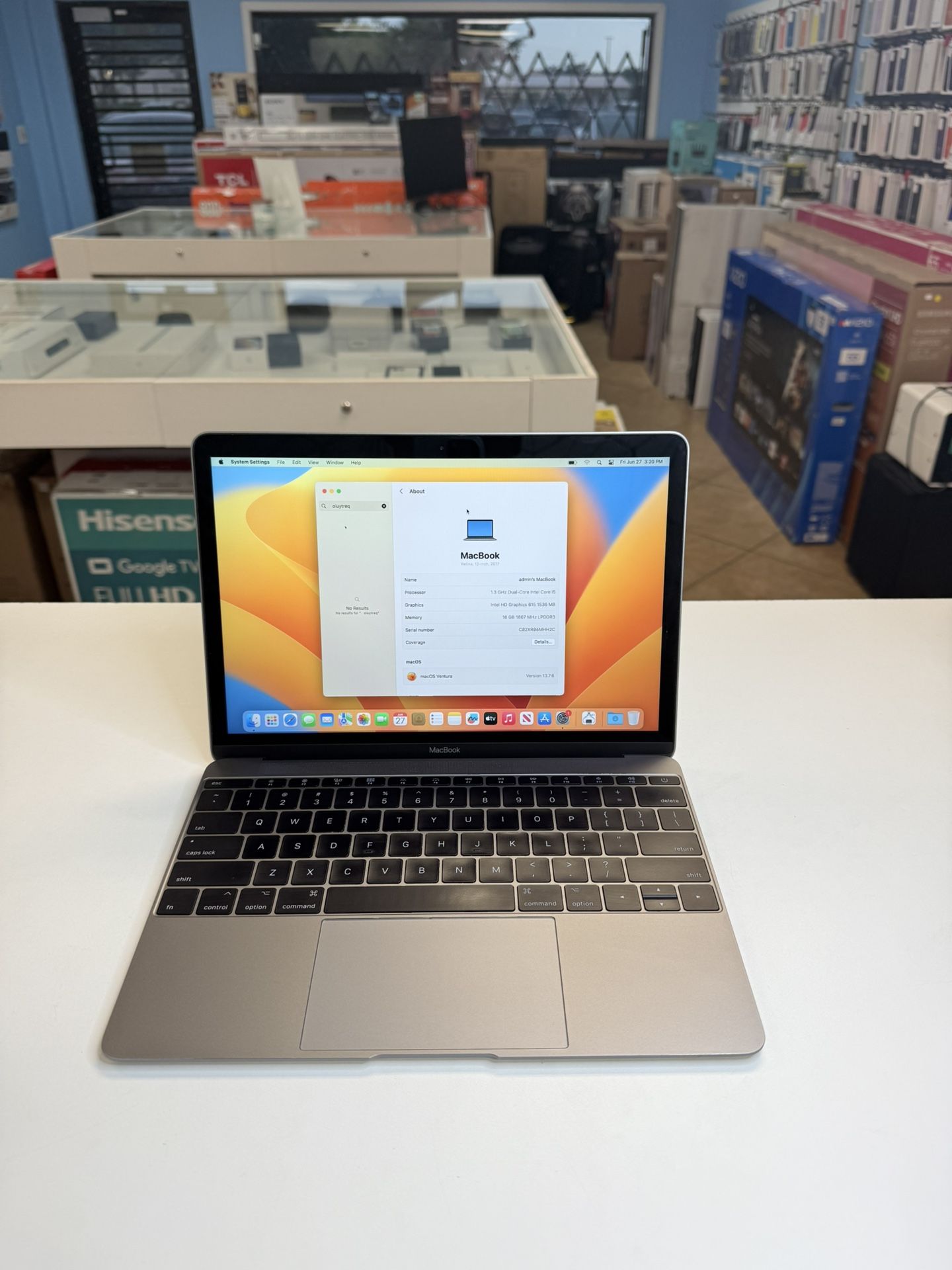 Apple MacBook 16GB Ram 512ssd in excellent Condition