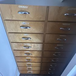18 Wood Drawers 
