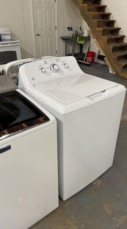 GE Top Load Washer – White, Knob Controls
