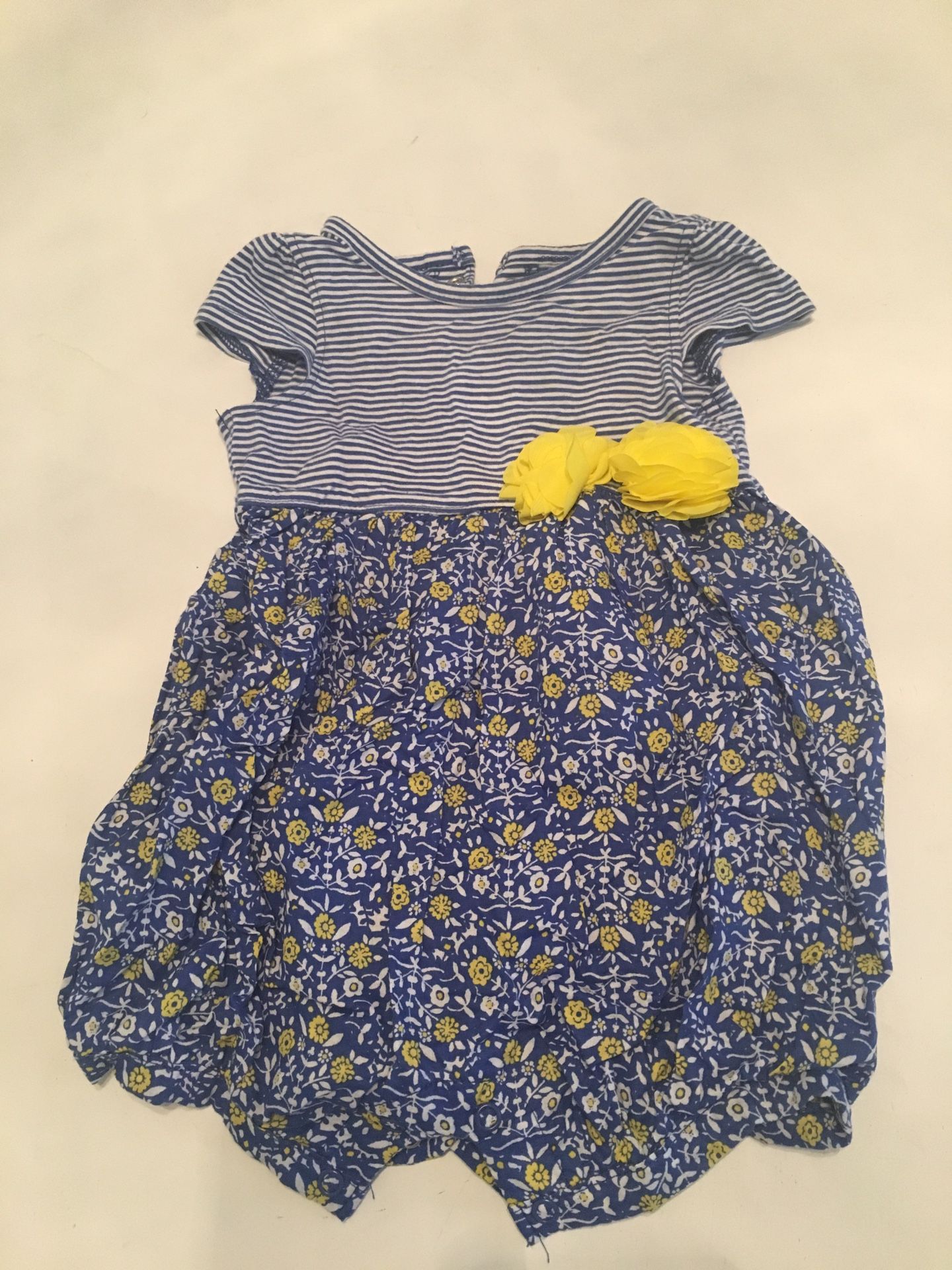 Girl dress 9 month ropita de Bebe