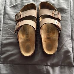 BIRKENSTOCK 