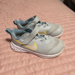 Toddler Nikes 