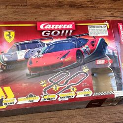 CARRERA GO 1/43 ELECTRIC SLOT CAR MODEL RACE FERRARI GT 62356 Md# (contact info removed)7 complete with box and instructions 