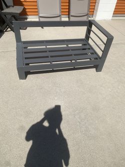 PATIO/POOL/GARDEN/LAWN LOUNGE SEATING ALUMINUM