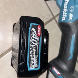 Makita grinder XGT New Great Deal 