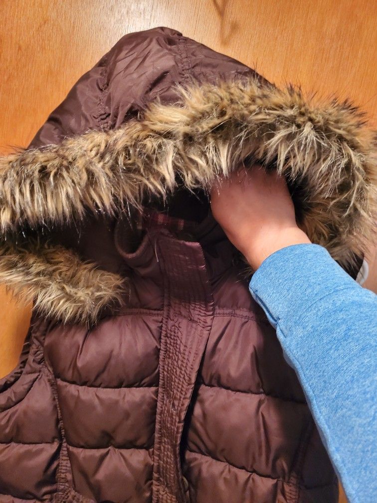 Brown Aeropostale Puffer Vest