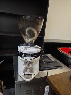 Mahlkönig E65S Commercial Espresso Grinder - White