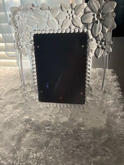 Beautiful Glass Floral Picture Frame