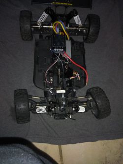 R/C Pro Racing X-terminator2e No BaterÃas No Control El Motor Trabaja Bien