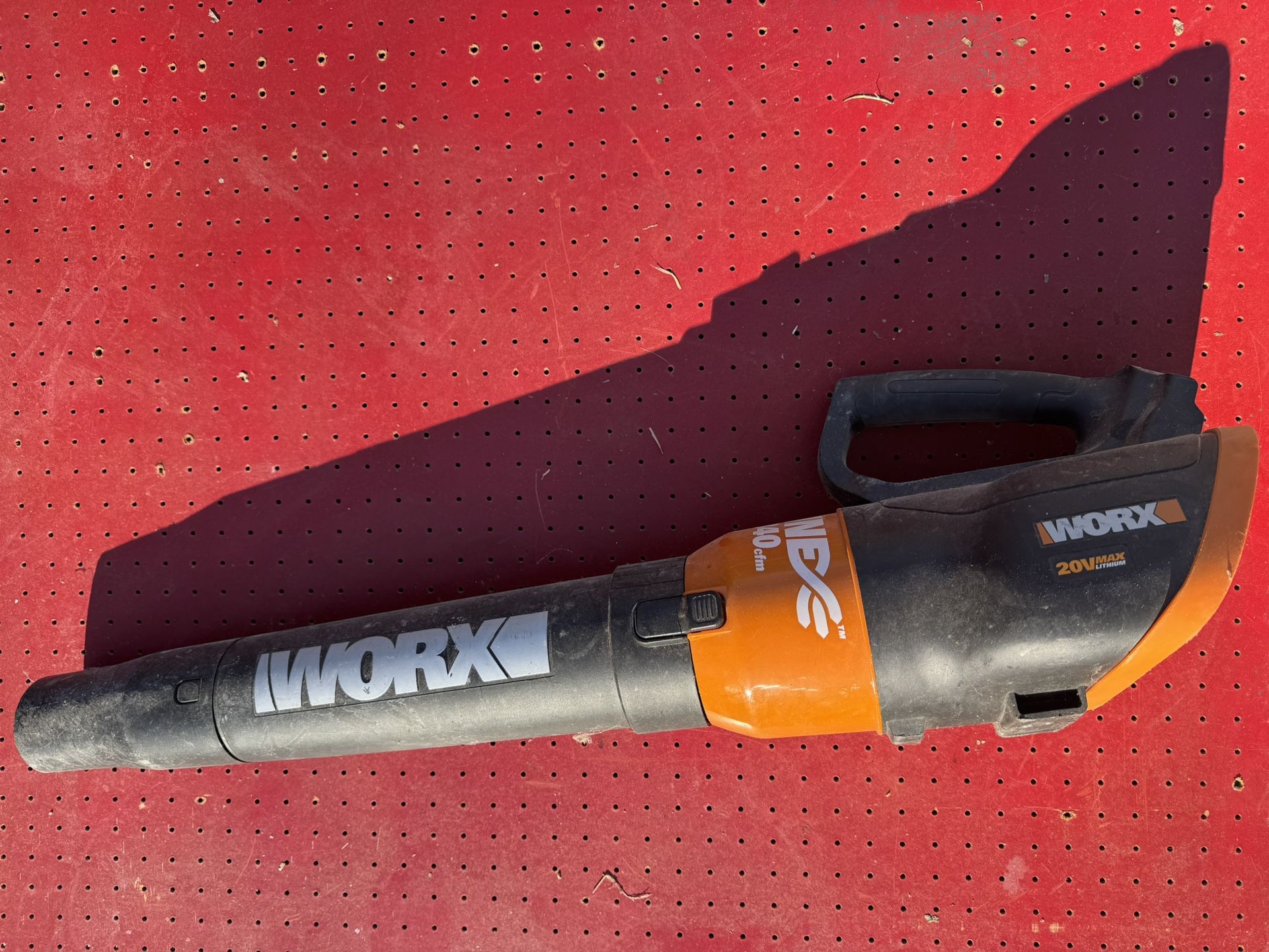 WORX WG546 TURBINE 20V PowerShare 2-Speed Cordless Battery-Powered Leaf Blower