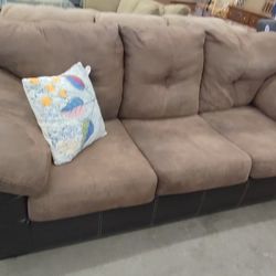 Couch N Recliner 