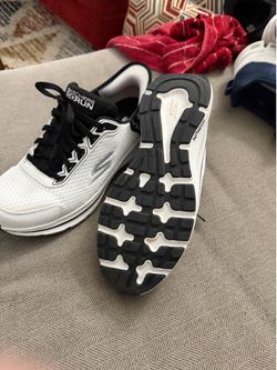 Sketchers GoRun slip in sz 10.5