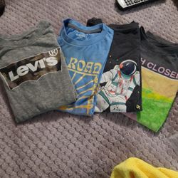 Boys Size 8 Tshirts 4 For$10
