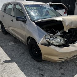 2003 Matrix Pair If Right Doors