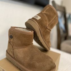 Ugg boots Size 1