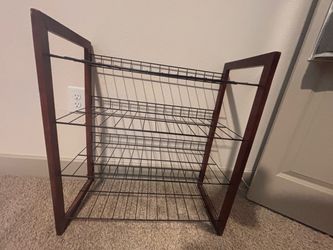 Small shoe rack