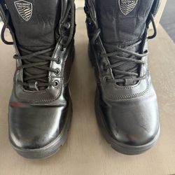 Sketchers Waterproof Boots 