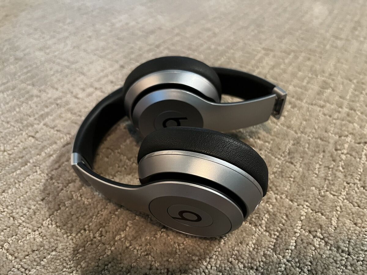Beats Solo 3 Wireless Headphones all Black