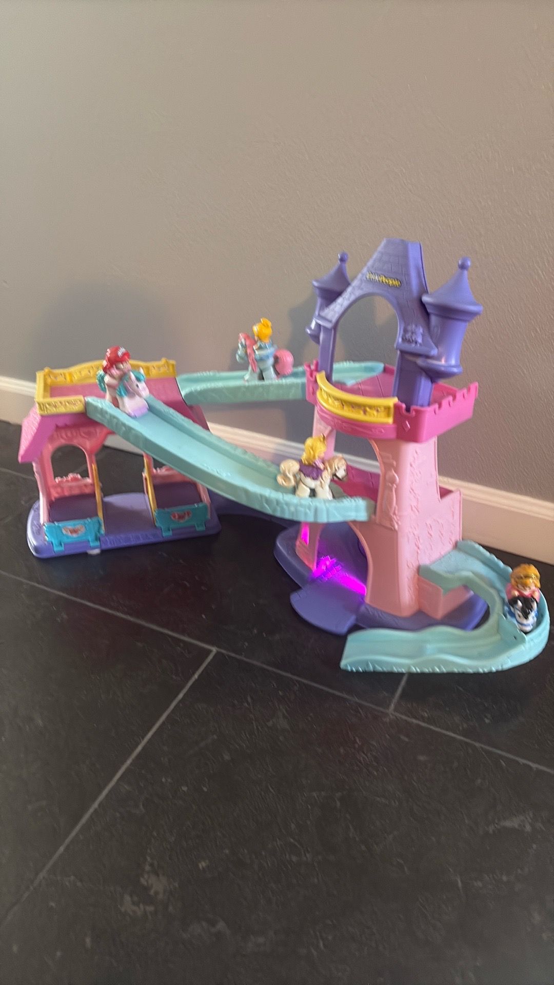 Disney Princess Klip Klop Stable