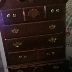 Cherry Wood Dresser