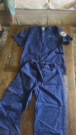 1 Pants & Two Shirts SJVC Unisex Scrubs