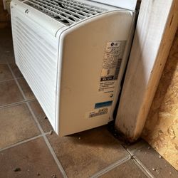 Window AC Unit.  LG LW5014