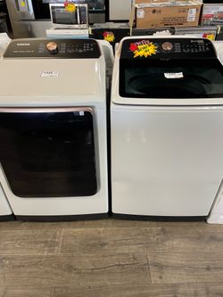 Samsung Washer & Gas Dryer Set Read Description