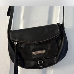 Nine West Black Leather Crossbody – Great Condition!