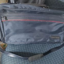 Like New Carry On Bag For Computer . ( Only Used  2 Times ).