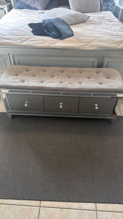 3 drawer storage ottoman bench