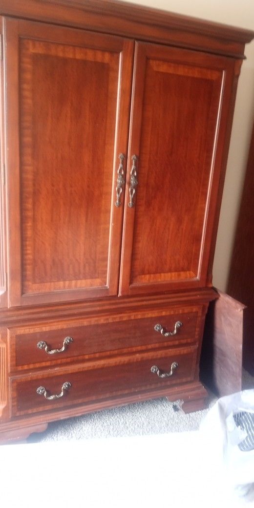 Entertainment Center