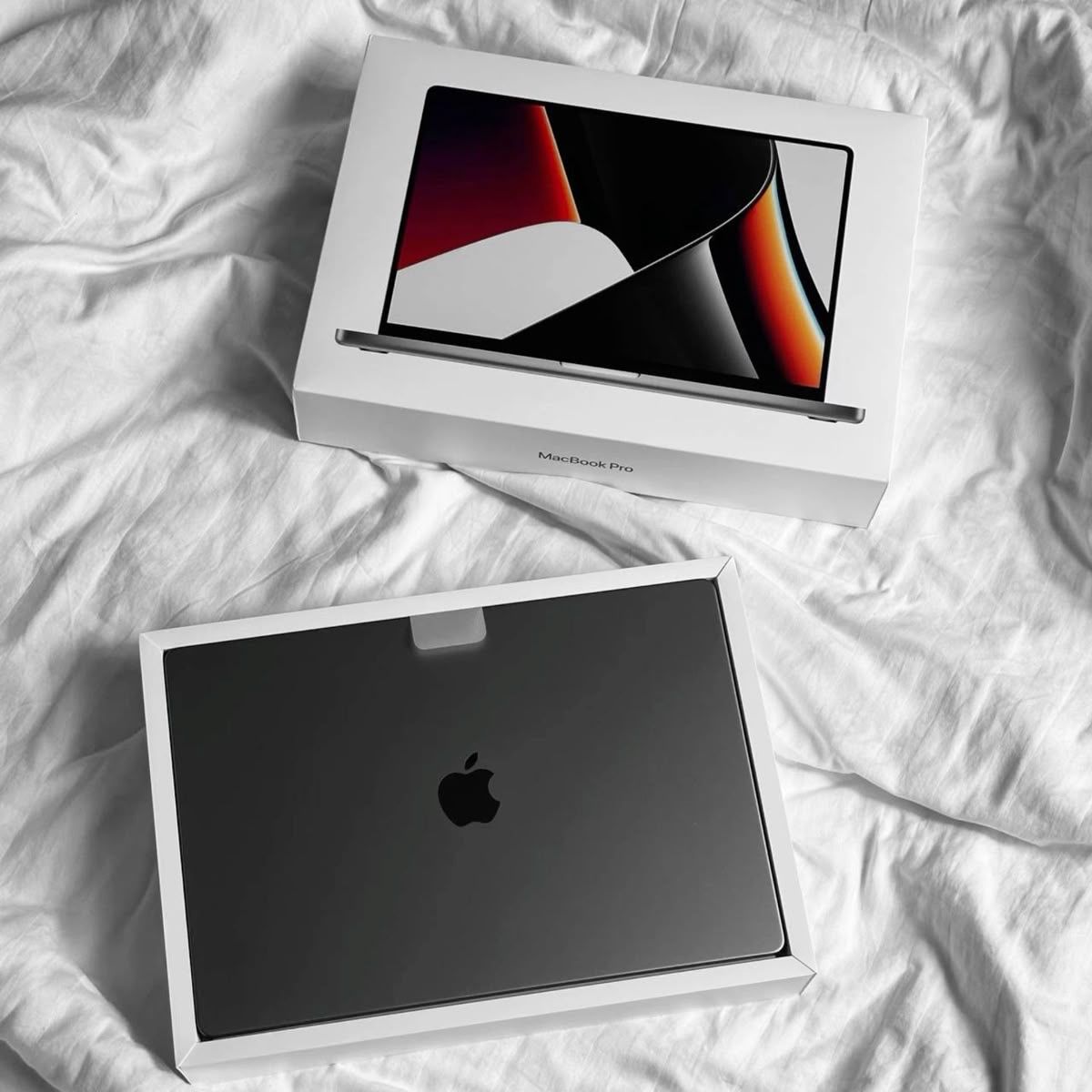 MacBook Pro M1 Pro 14” - Space Grey