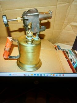 OLD ANTIQUE BRASS BLOW TORCH