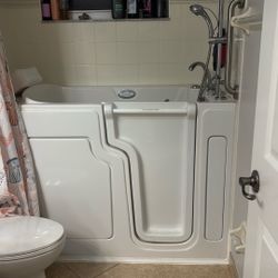 Walk In Jetted Tub