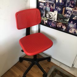 Hot Red Desk Chair!
