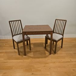 Wooden Expandable Dining Table With 2 Chairs