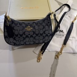 Designer Coach Purse 