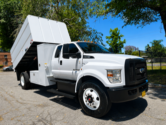 2022 Ford F-750