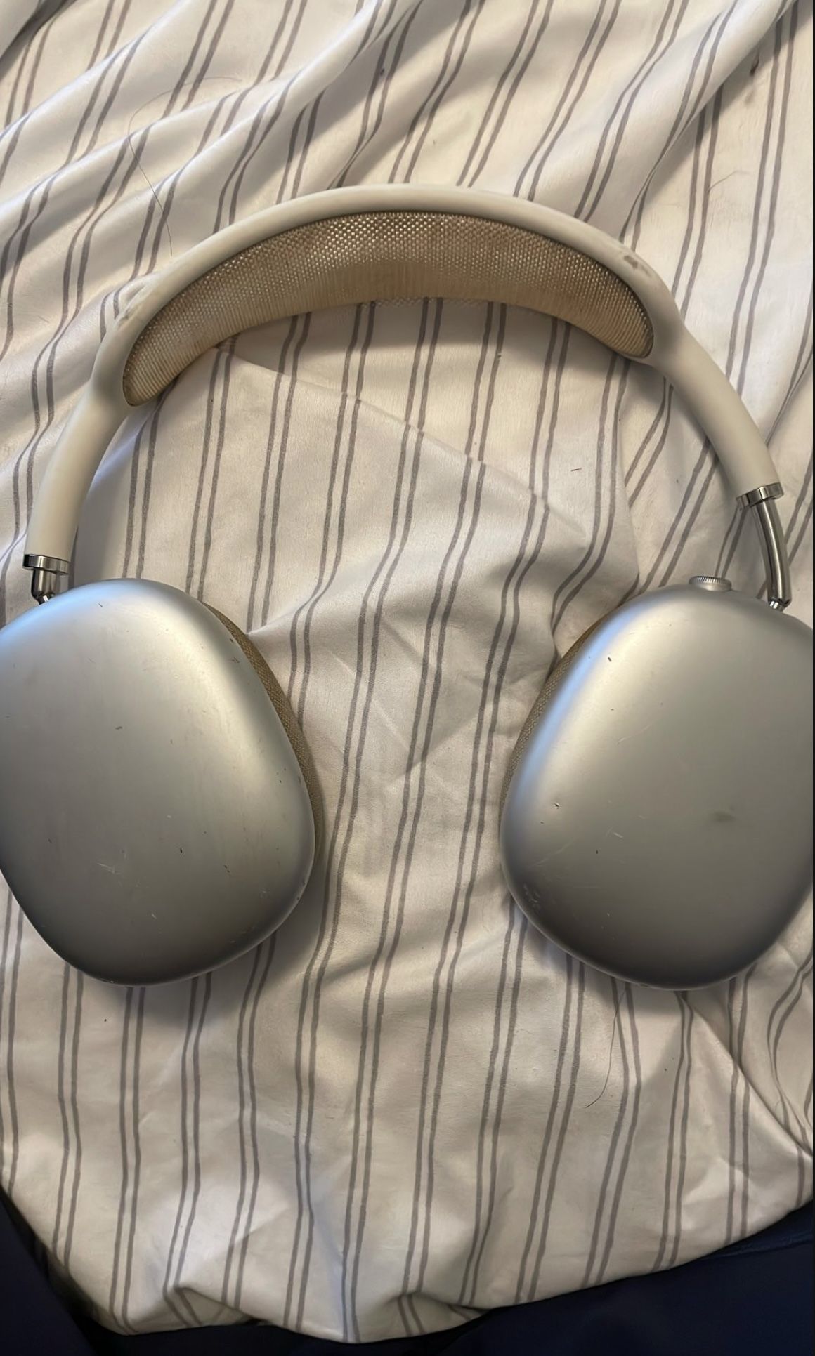 AirPod Pro Max
