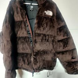 Northface PUFFY/FURRY JACKET *NEW*