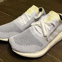 adidas Swift Run Primeknit ‘Footwear White/Blue’ Size 9 Men’s CG4126
