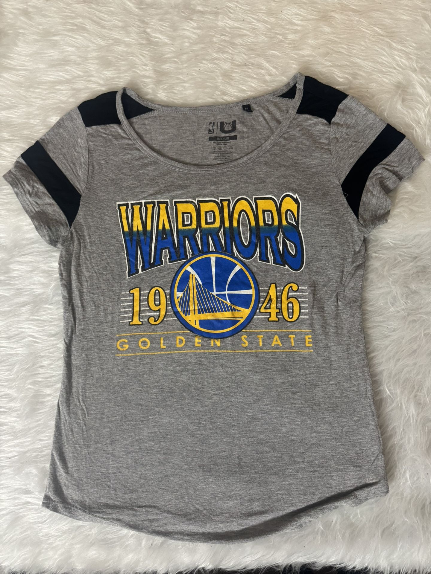 Nba Warriors Women’s Tee Medium