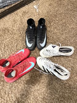 Soccer cleats ALL SIZE 10