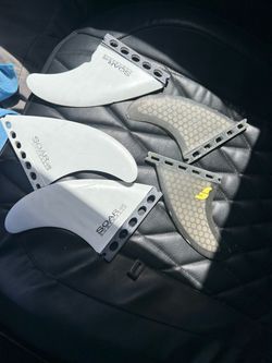 Surfboard Fins