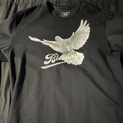 Graphic T Shirt Medium 