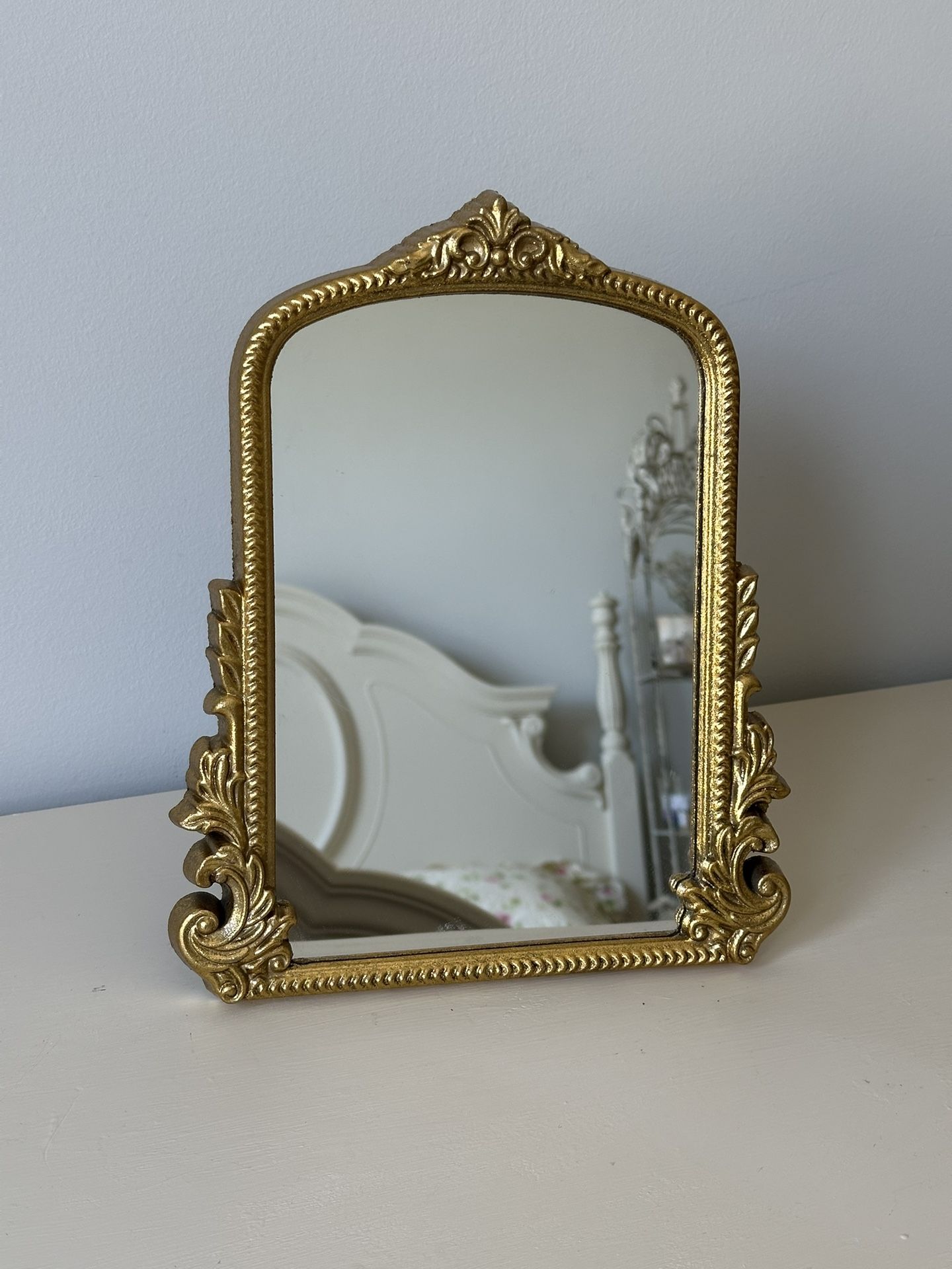 gold vintage mirror