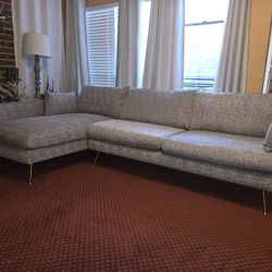 Albany Park Sectional Sofa New Out The BOX, No Flaws.