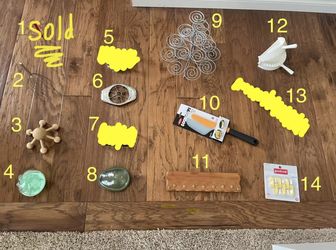 Spatula, kitchen tongs, holders: sponge, avocado, corn, cupcake stand, apple cutters, slicers, key hanger, massager head scratcher, kitchen tools hous